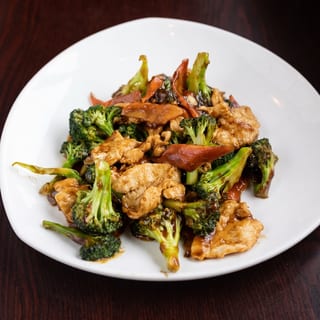 Chicken with Broccoli Lunch
